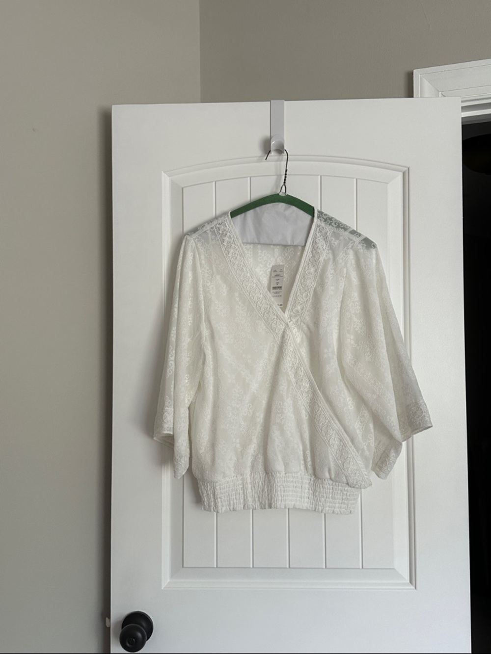 White House Black Market Women's White Lace Wrap Blouse